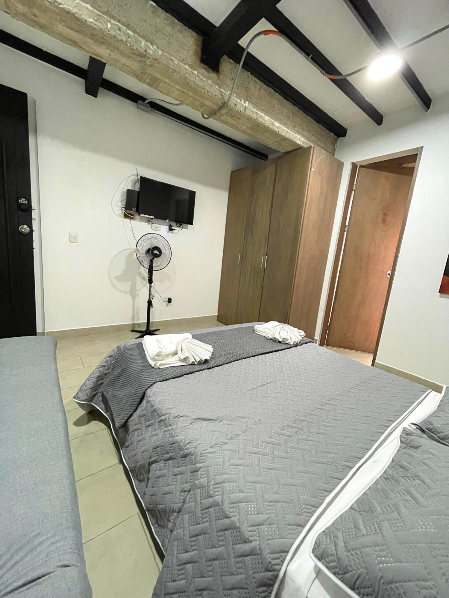 פריירה M1145 Aparta Loft מראה חיצוני תמונה