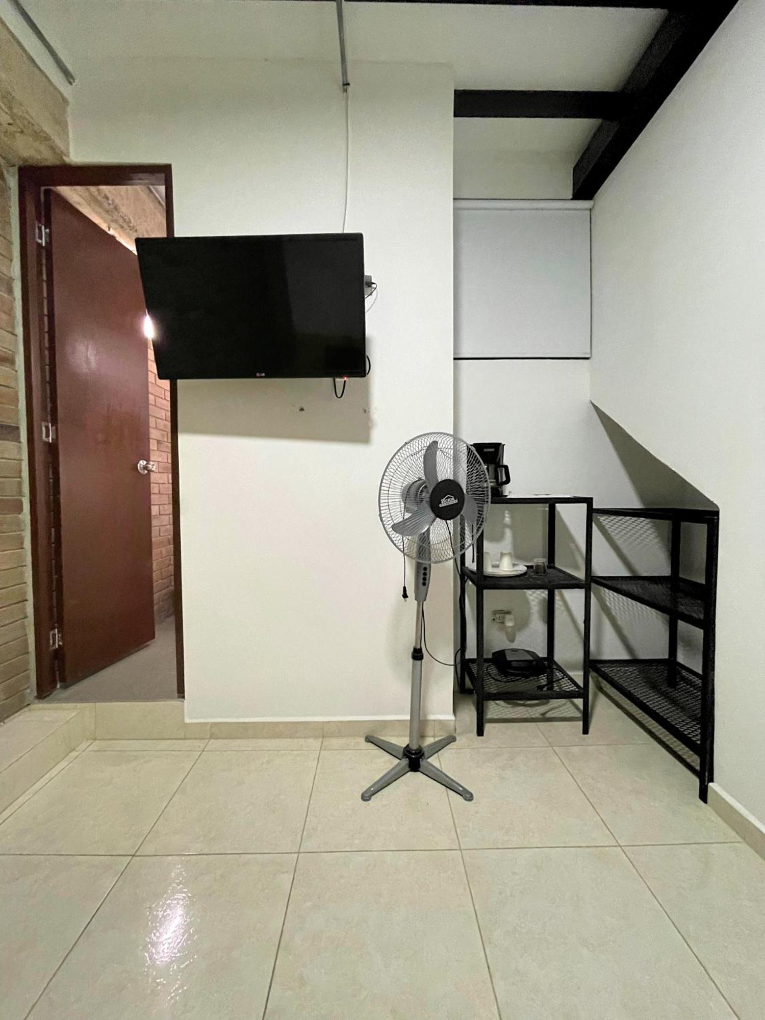 פריירה M1145 Aparta Loft מראה חיצוני תמונה